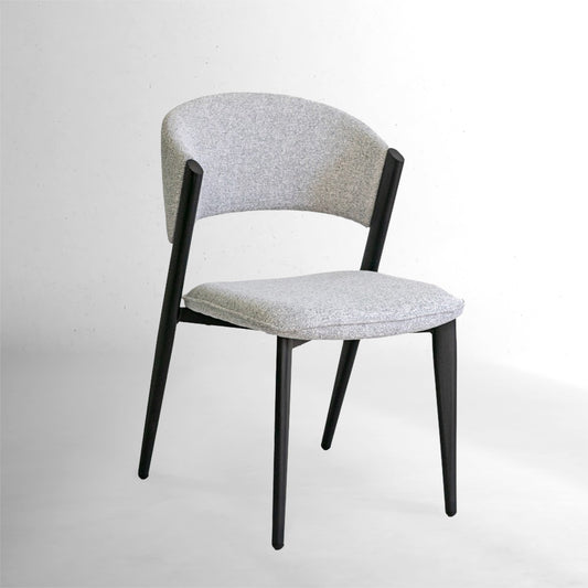 Trpezarijska stolica B2666 Svetlo siva/Crne metalne noge