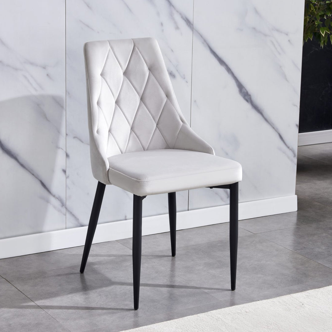 Trpezarijska stolica 1168 Svetlo Siva/Metalne crne noge 455x440x895mm